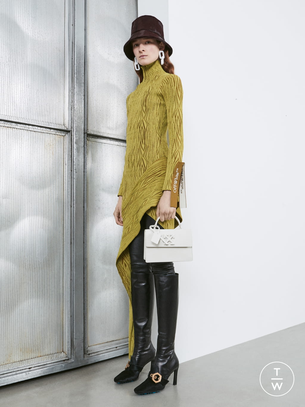 Fashion Week Paris Pre-Fall 2020 look 15 from the Off-White collection womenswear
