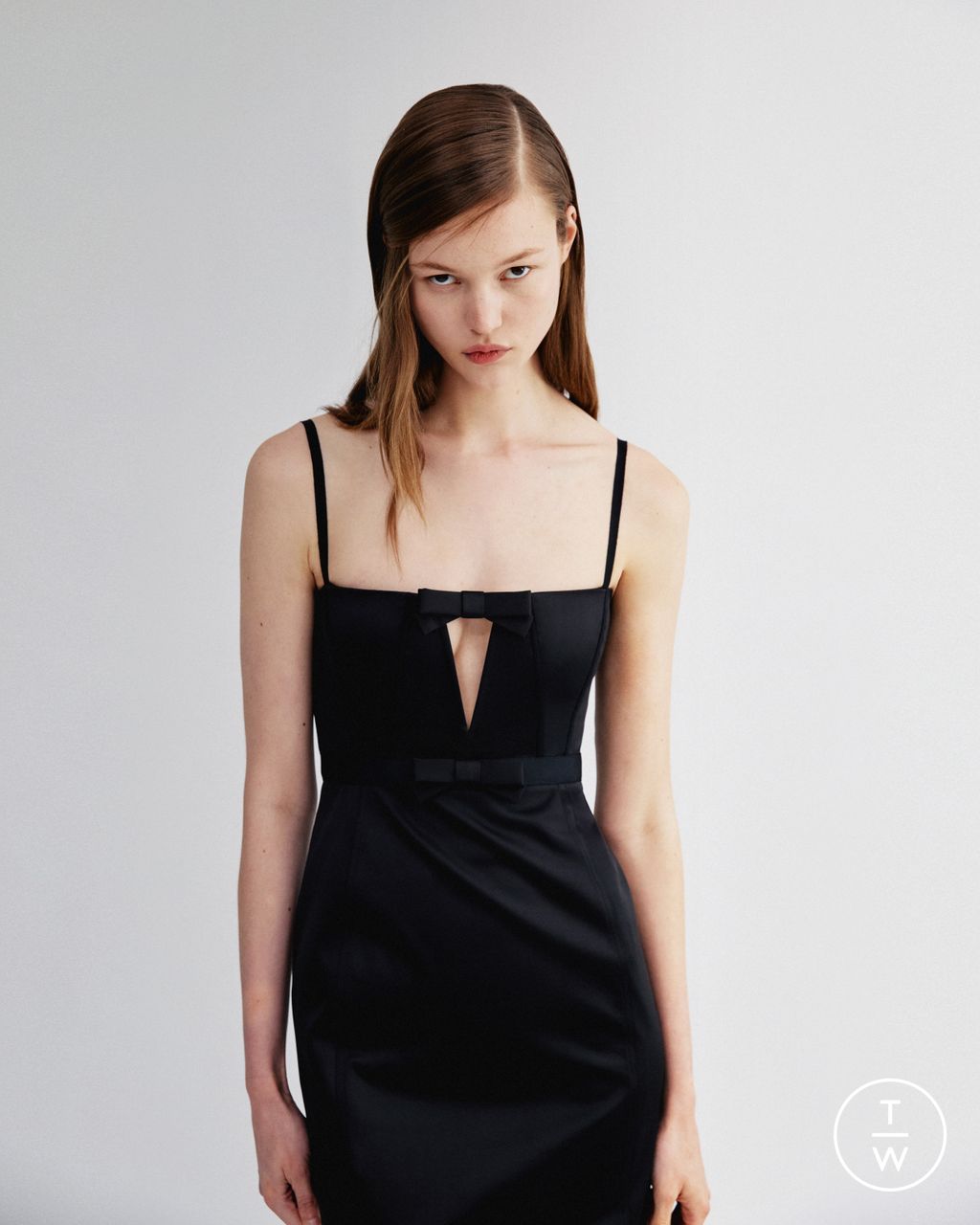Fashion Week New York Resort 2025 look 16 from the AKNVAS collection womenswear