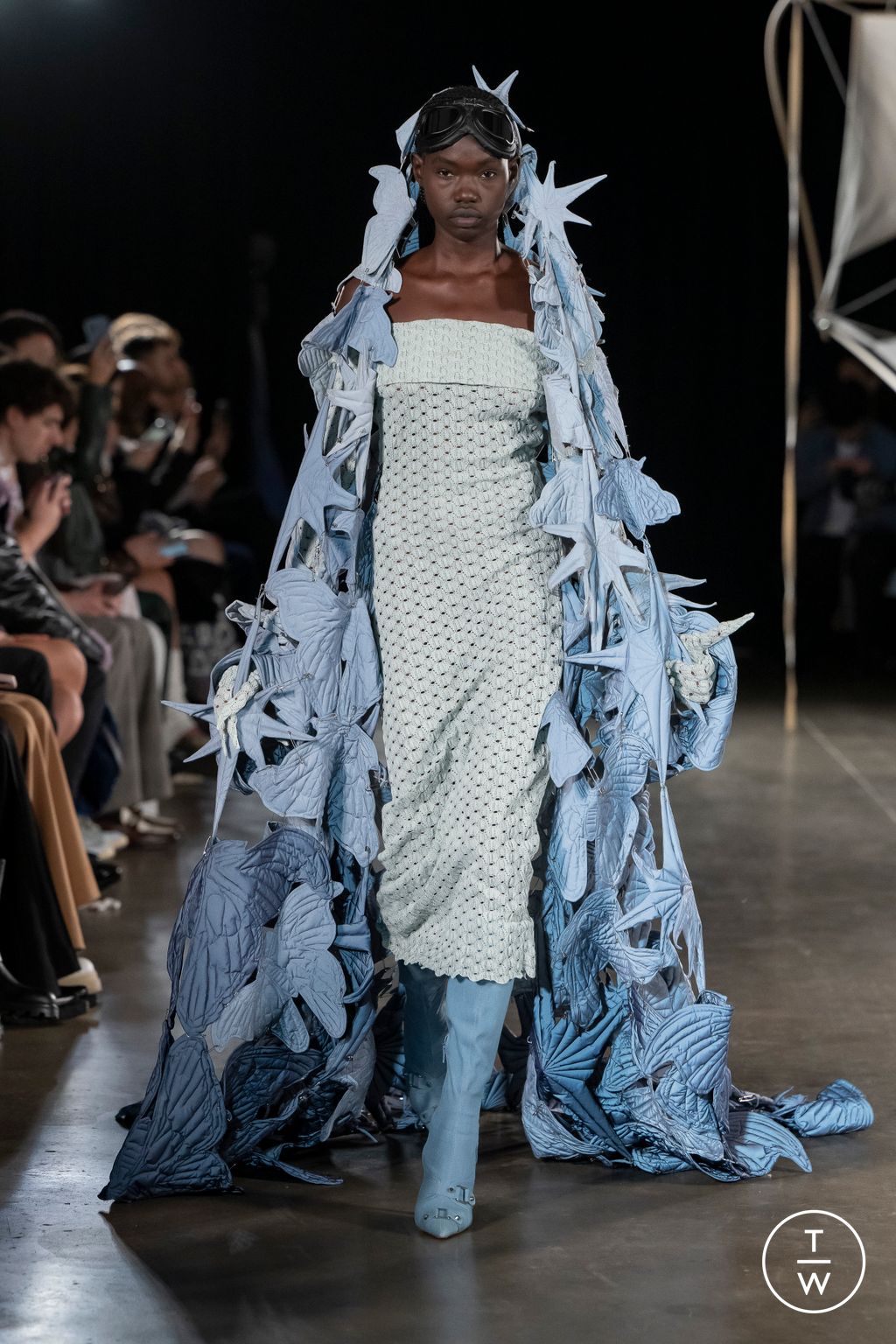 Fashion Week London Fall/Winter 2023 look 16 from the MITHRIDATE collection womenswear