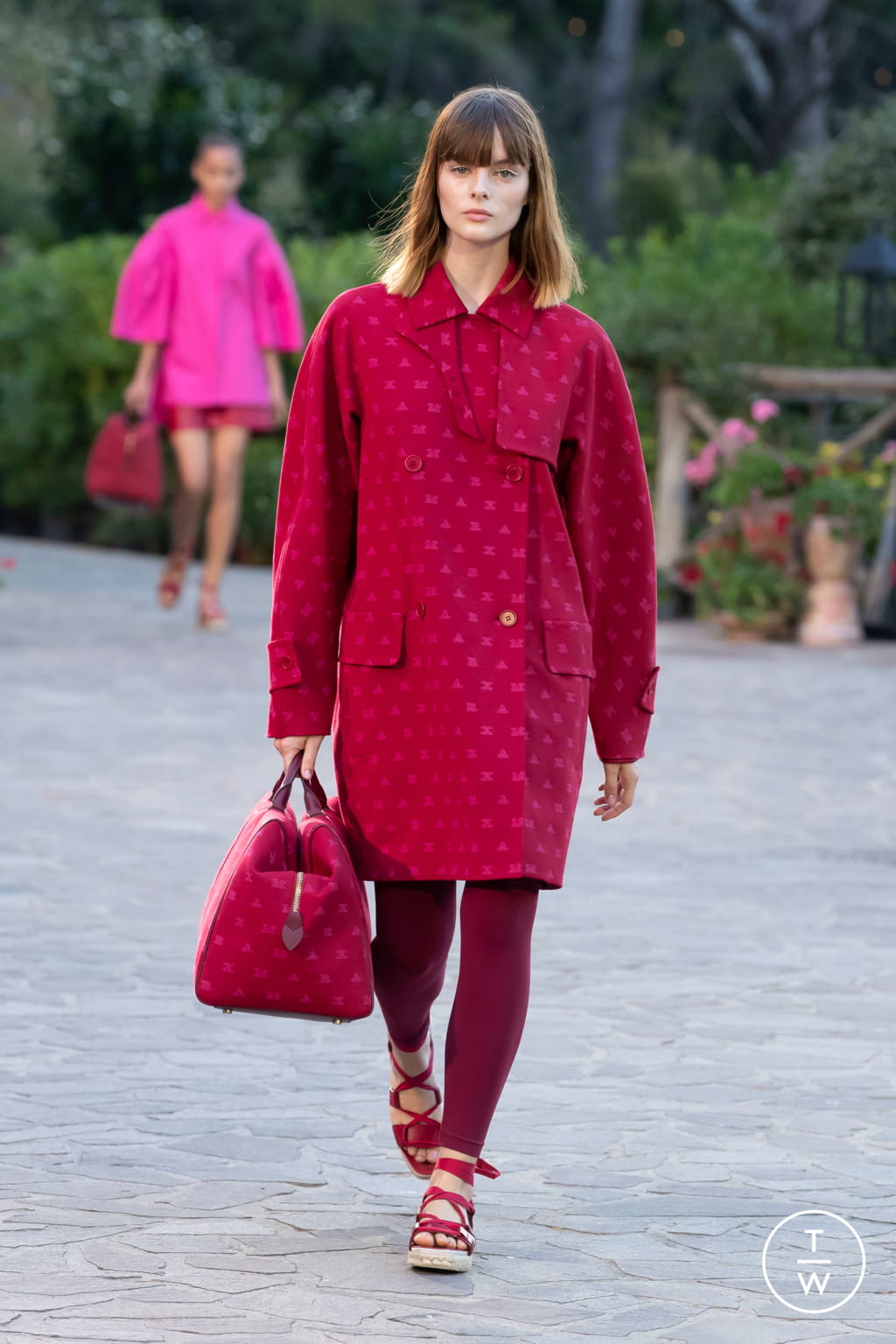Fashion Week Milan Resort 2022 look 16 from the Max Mara collection womenswear