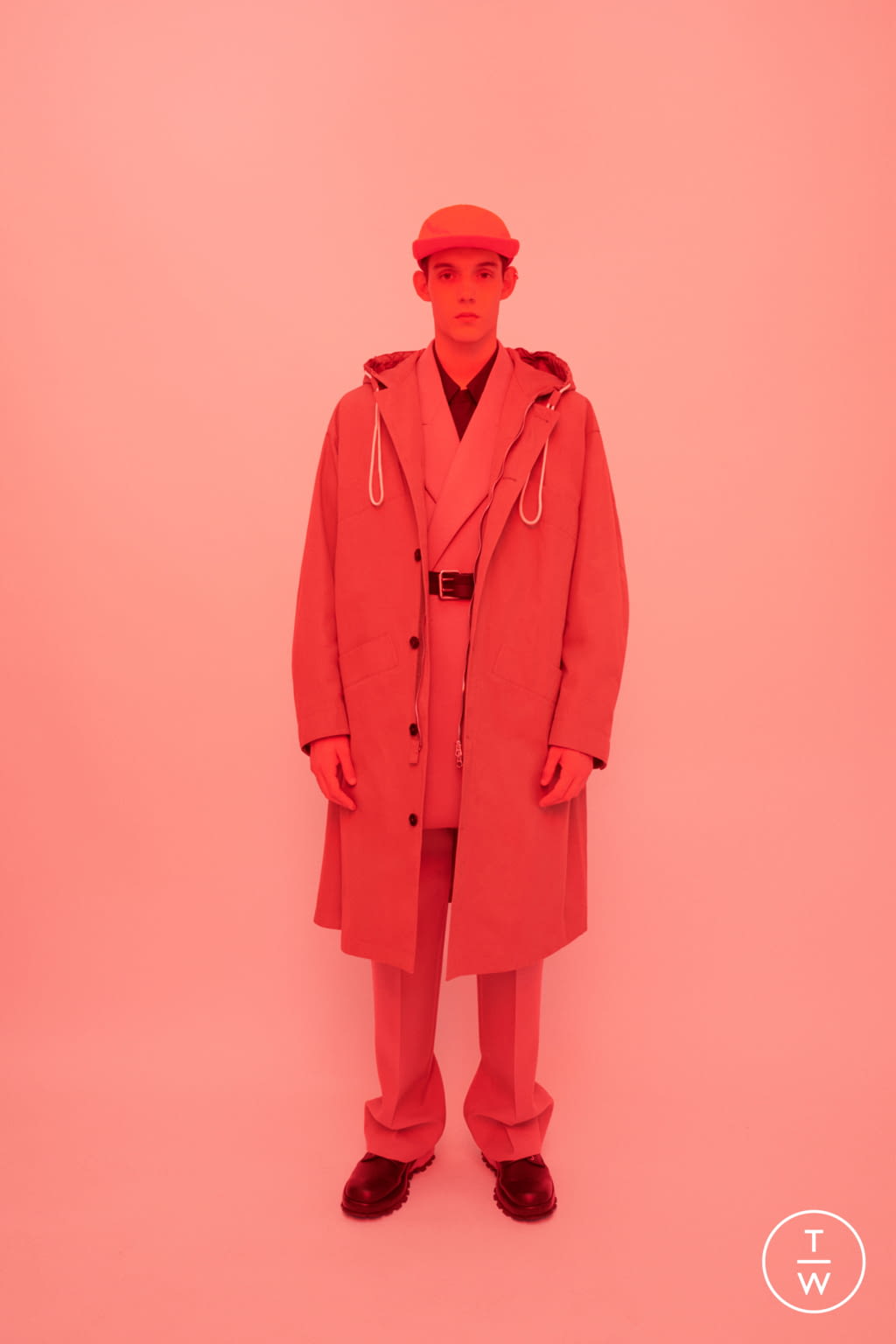 Fashion Week Paris Spring/Summer 2022 look 16 from the Jil Sander collection menswear