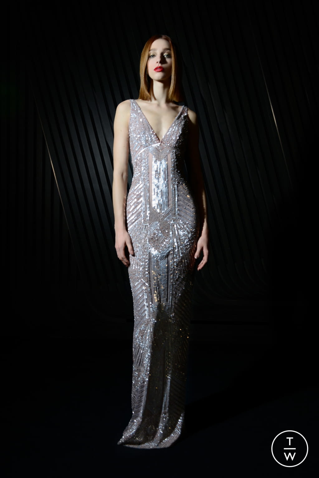 Fashion Week New York Fall/Winter 2021 look 16 from the Naeem Khan collection 女装