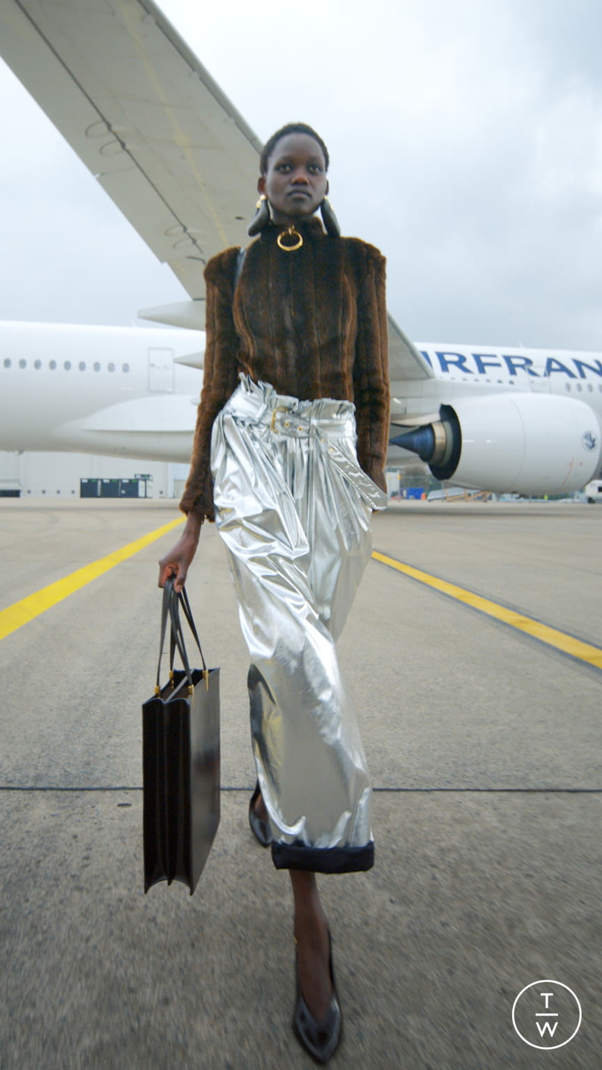 Fashion Week Paris Fall/Winter 2021 look 16 de la collection Balmain womenswear