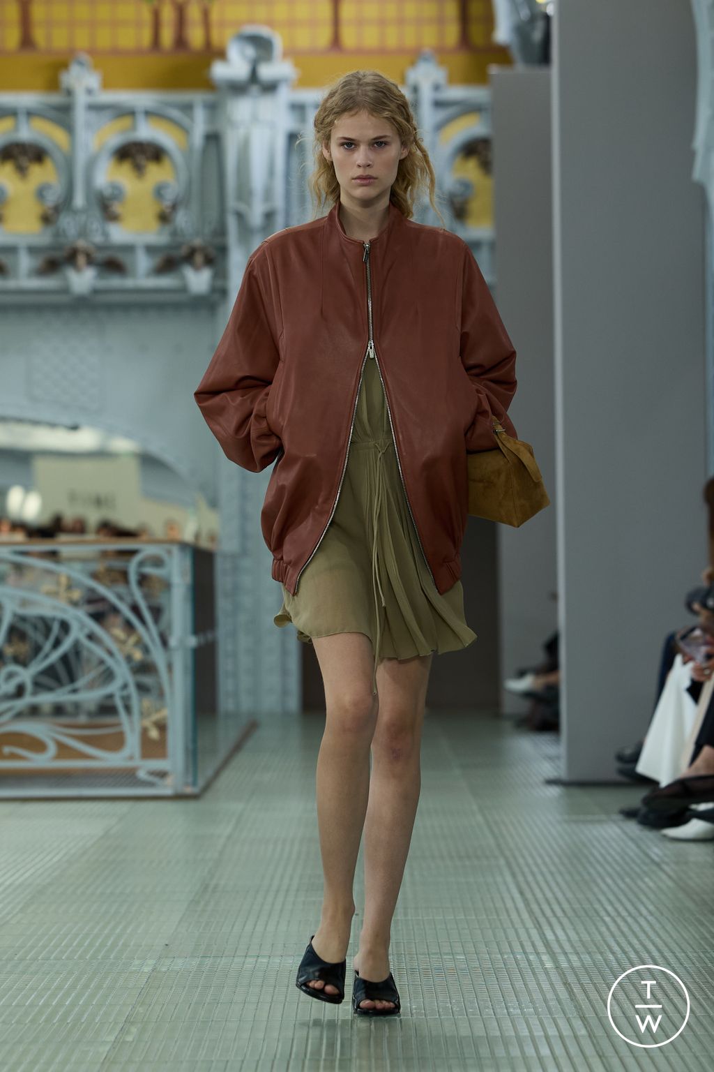 Fashion Week Paris Spring/Summer 2026 look 16 from the Time collection womenswear
