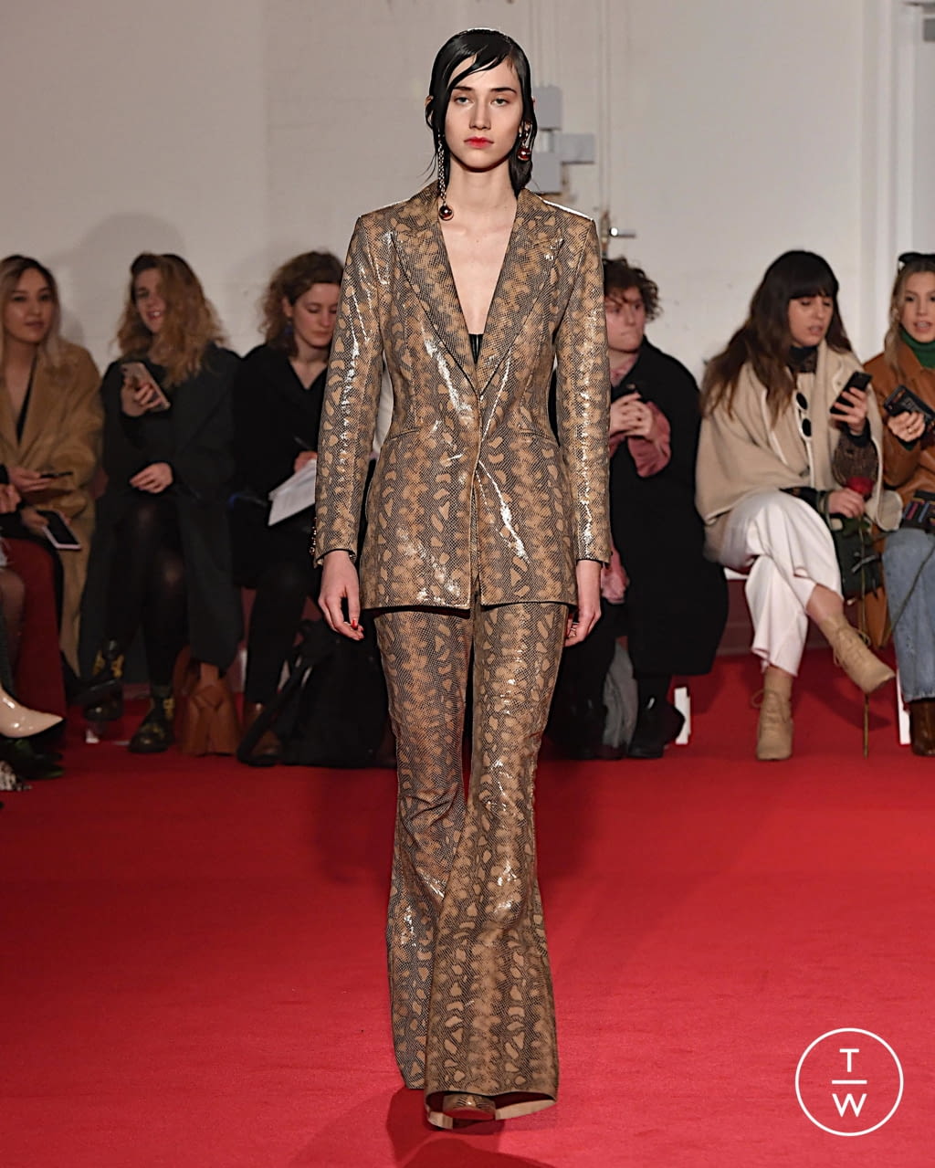 Fashion Week London Fall/Winter 2020 look 4 from the 16 Arlington collection womenswear