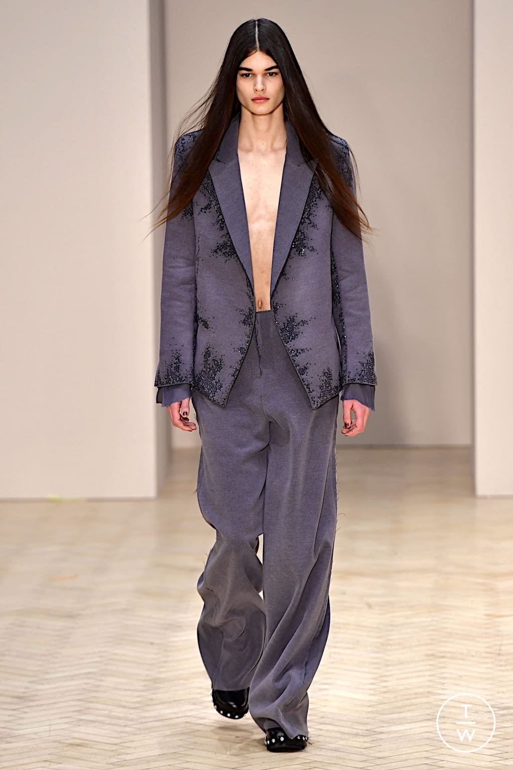 Fashion Week London Fall/Winter 2022 look 4 from the 16 Arlington collection 女装