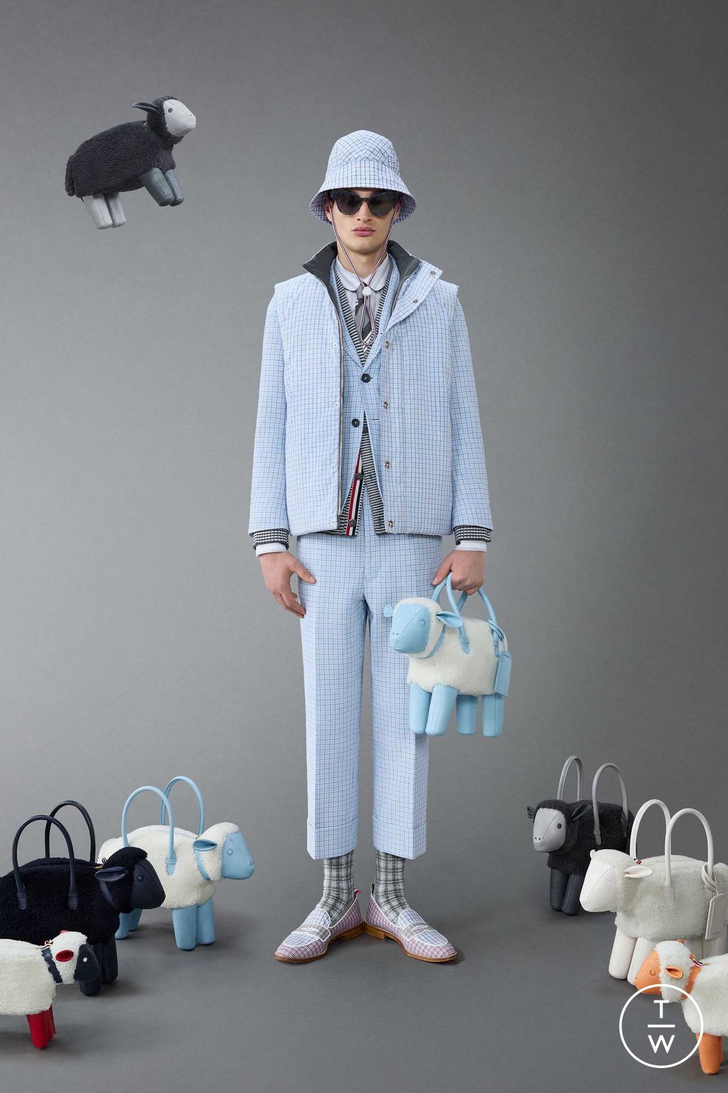 Fashion Week New York Resort 2024 look 16 from the Thom Browne collection menswear