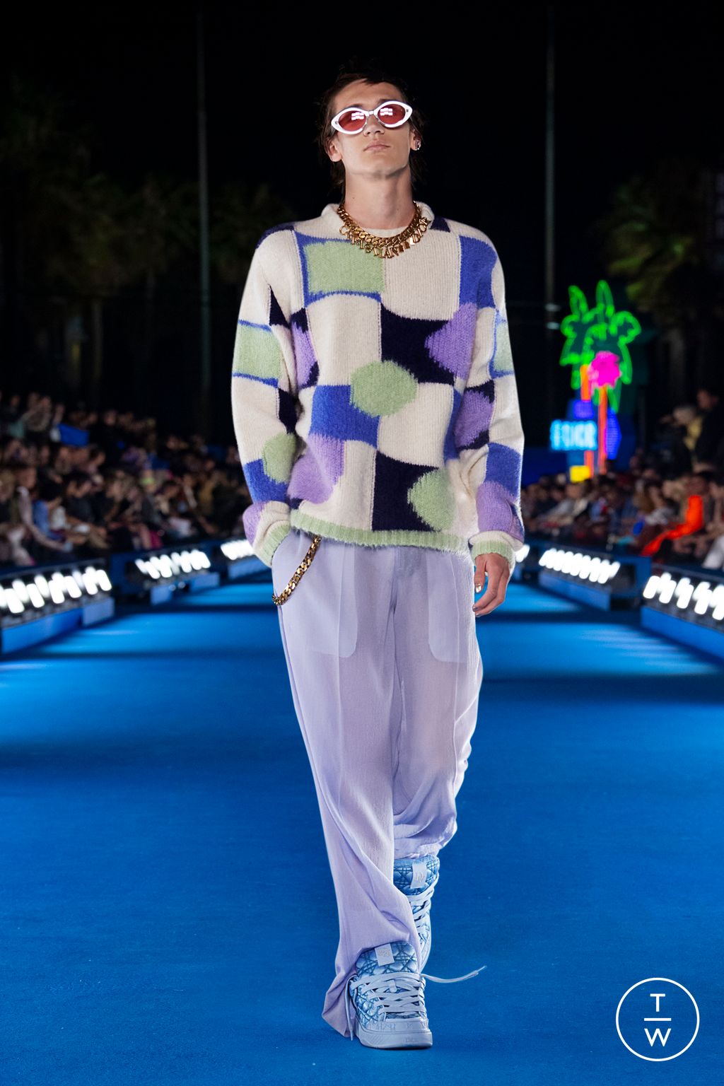 Fashion Week Paris Resort 2023 look 16 from the Dior Men collection 男装