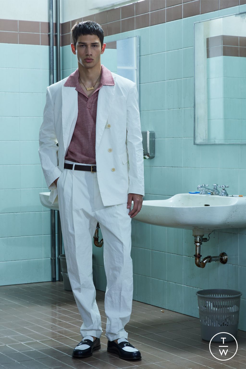 Fashion Week Milan Resort 2026 look 16 from the Dsquared2 collection menswear