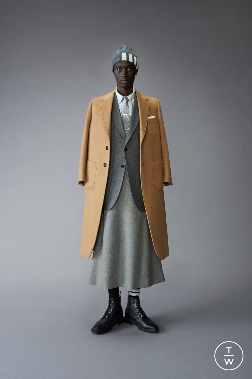 Fashion Week Paris Pre-Fall 2021 look 16 from the Thom Browne collection 男装