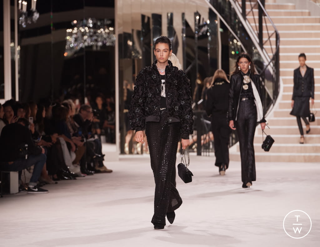 Fashion Week Paris Pre-Fall 2020 look 15 de la collection Chanel womenswear