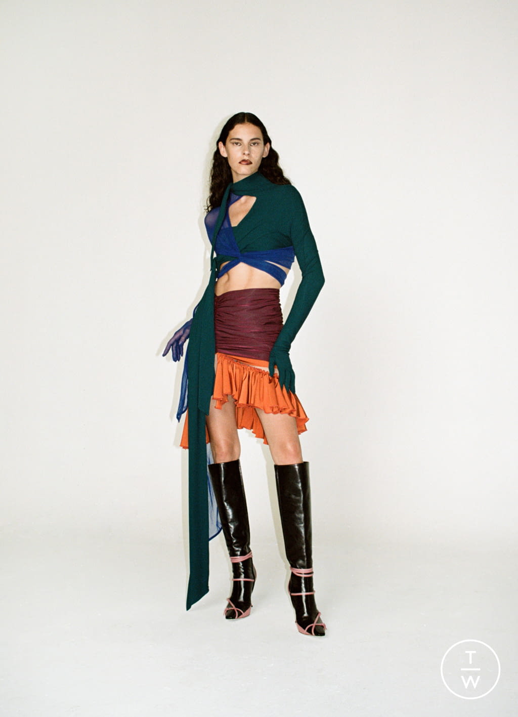 Fashion Week Paris Fall/Winter 2021 look 16 de la collection Mugler womenswear
