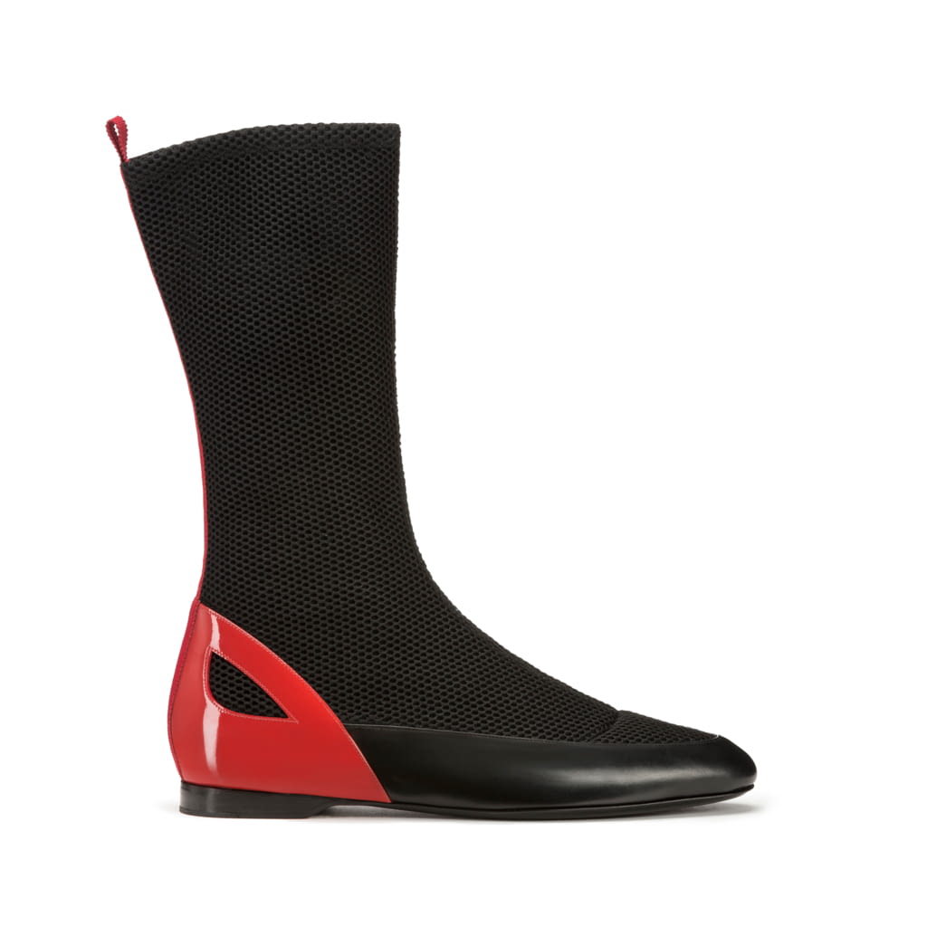 Fashion Week  Fall/Winter 2017 look 25 from the Giorgio Armani collection womenswear accessories