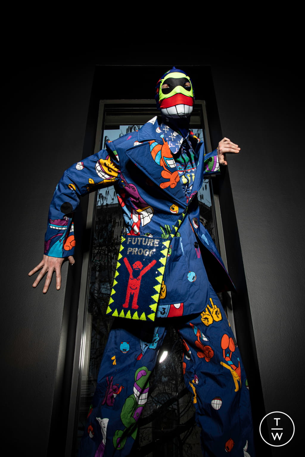 Fashion Week Paris Fall/Winter 2021 look 16 from the Walter Van Beirendonck collection menswear