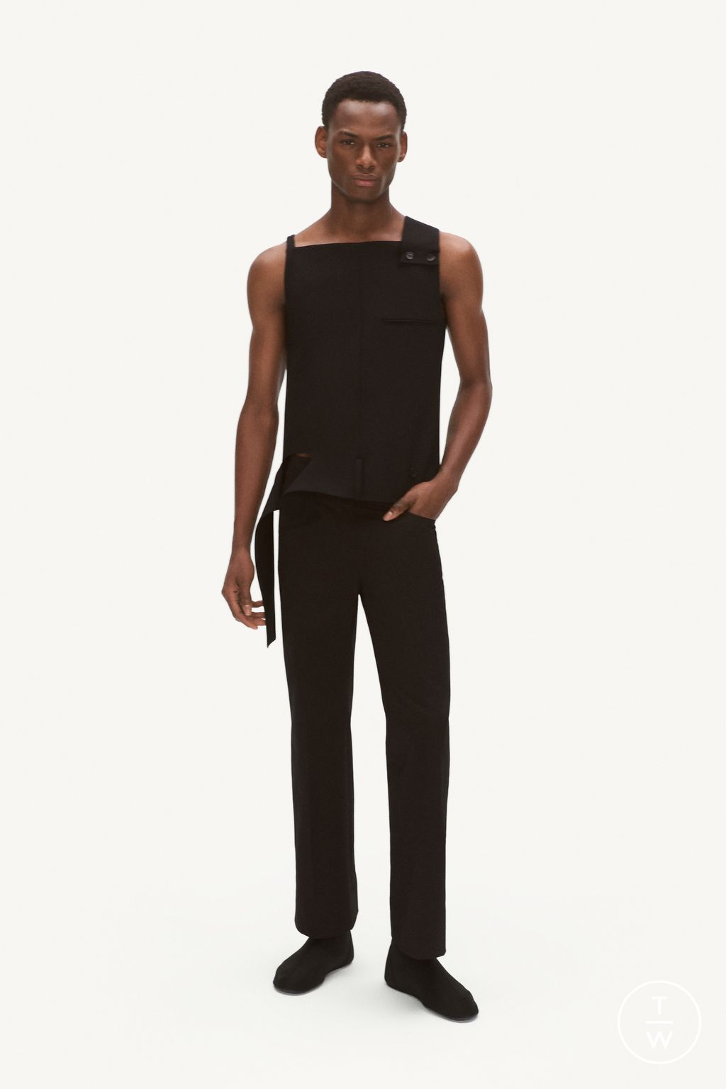 Fashion Week Paris Resort 2025 look 16 from the Courrèges collection womenswear