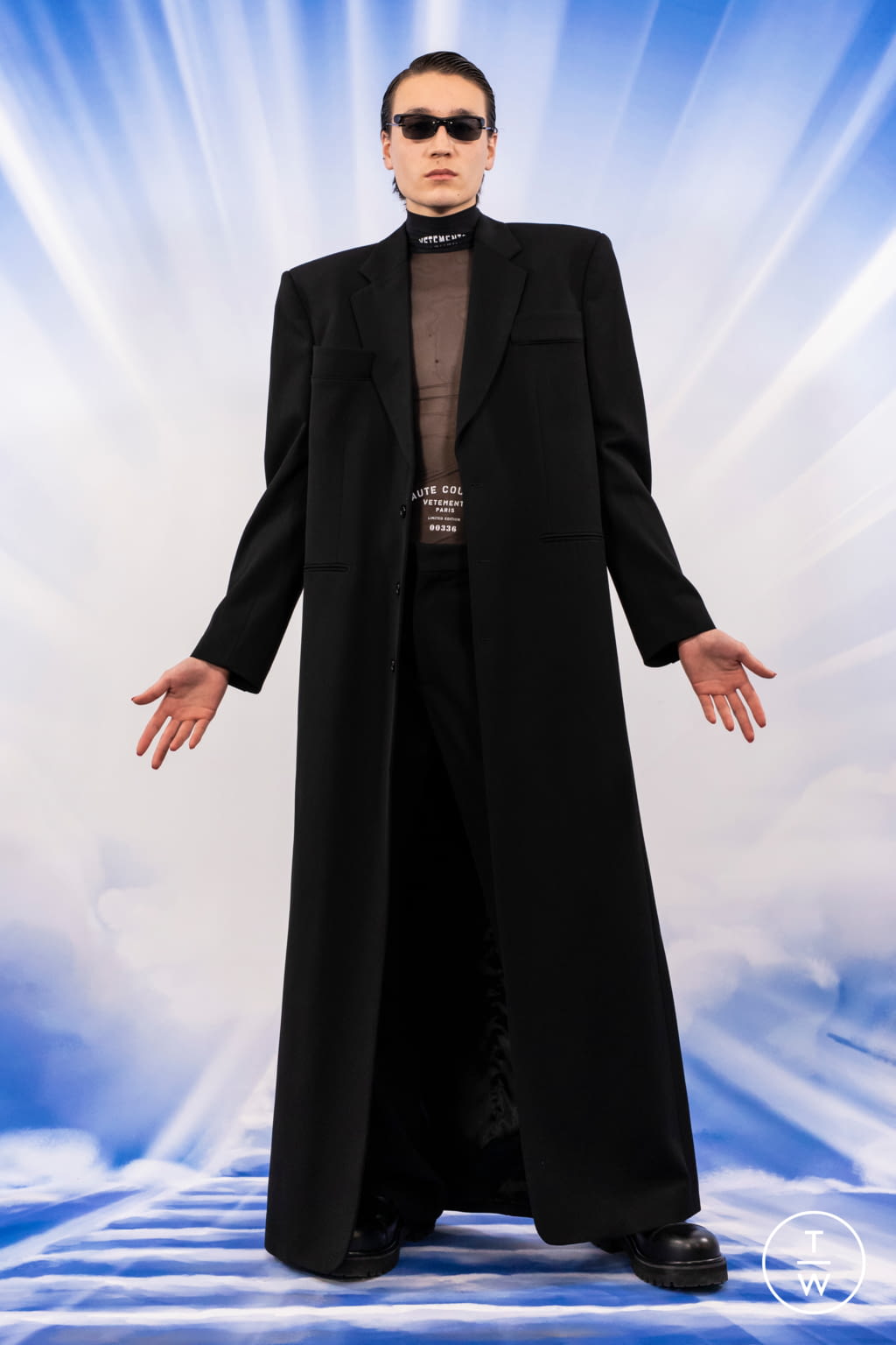 Fashion Week Paris Fall/Winter 2021 look 163 from the VETEMENTS collection menswear