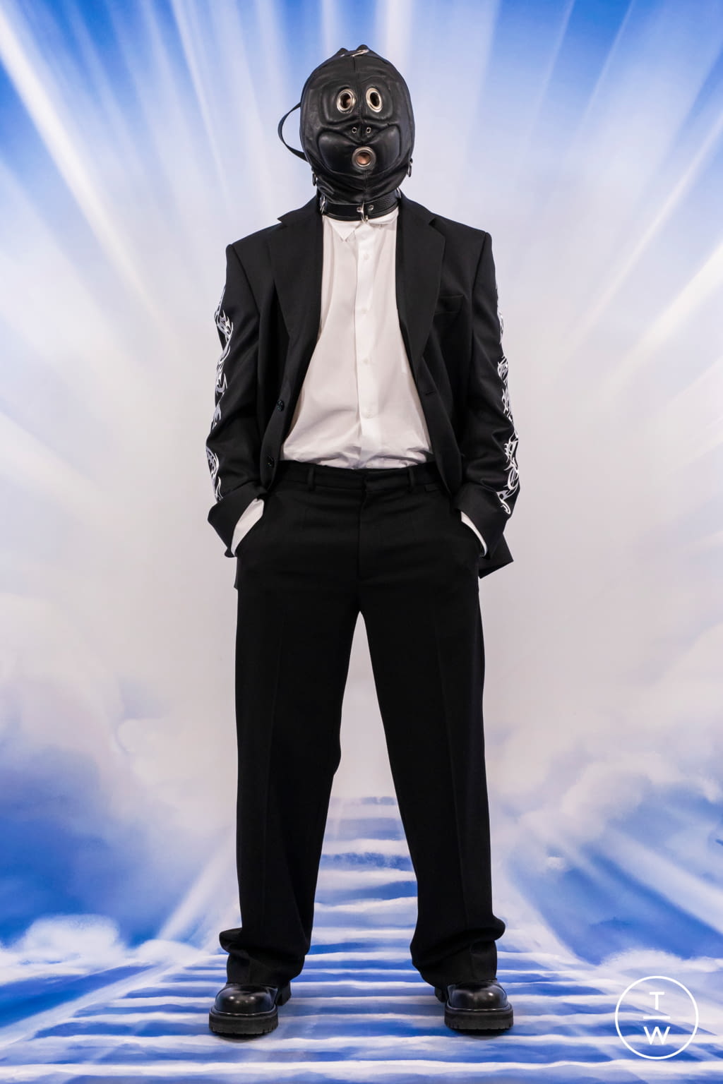 Fashion Week Paris Fall/Winter 2021 look 165 from the VETEMENTS collection menswear