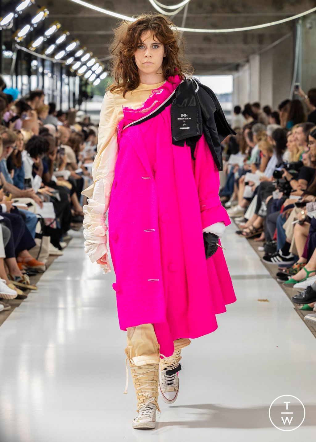 Fashion Week Paris Spring/Summer 2024 look 165 de la collection IFM PARIS menswear