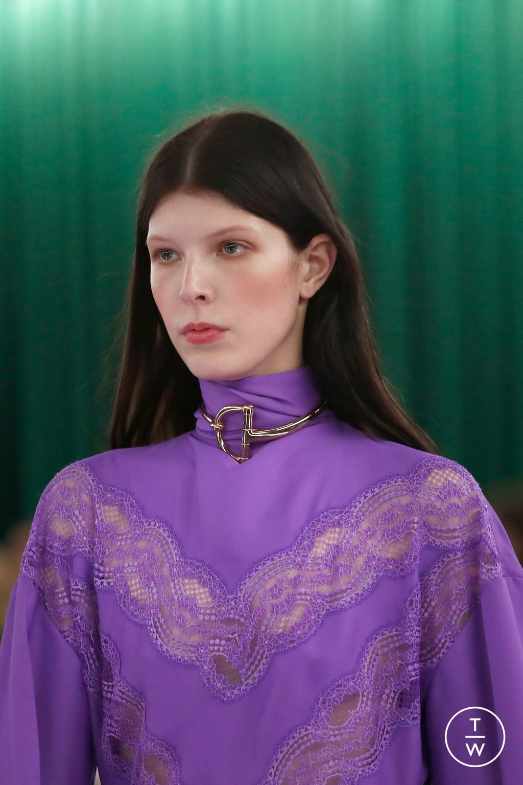 Fashion Week Milan Fall/Winter 2025 look 20 from the Gucci collection womenswear accessories