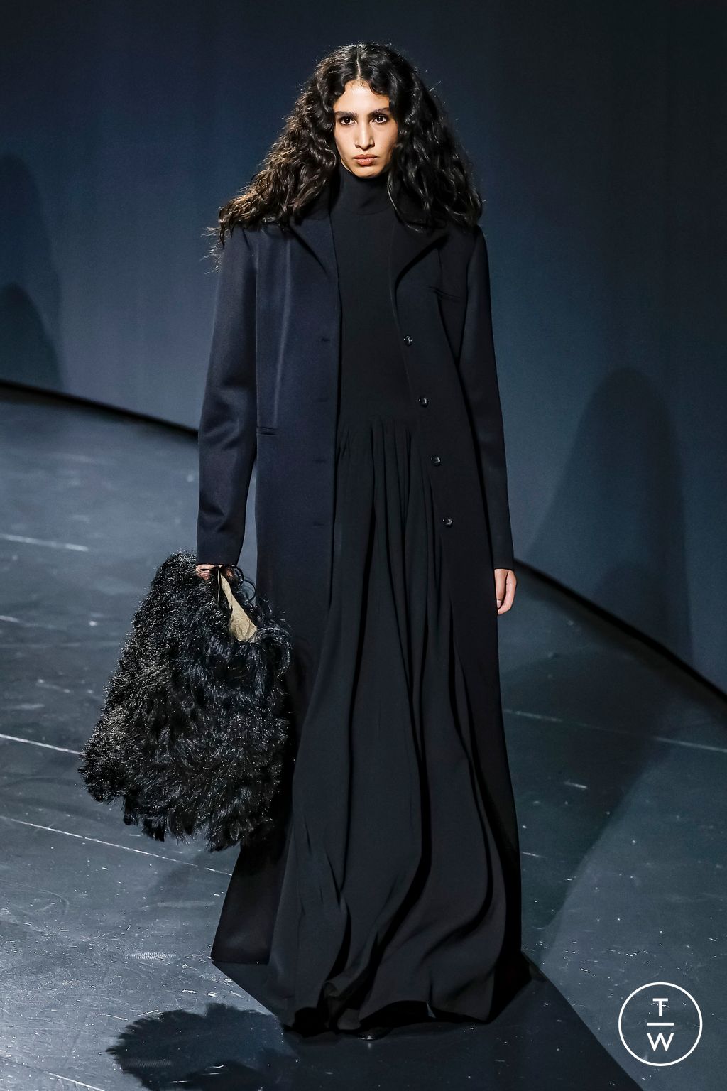 Fashion Week London Fall/Winter 2024 look 1 from the 16Arlington collection 女装