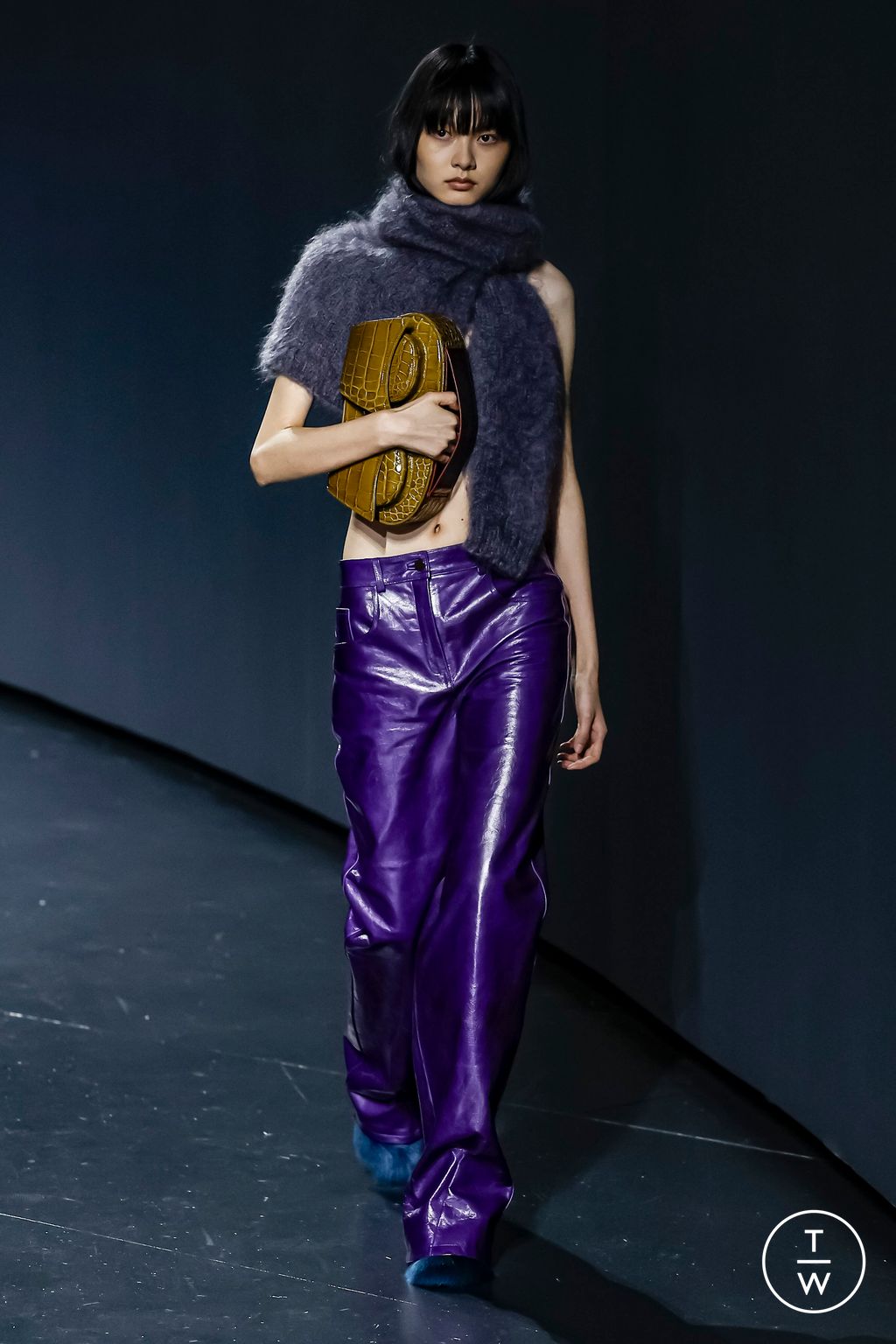 Fashion Week London Fall/Winter 2024 look 24 from the 16Arlington collection 女装