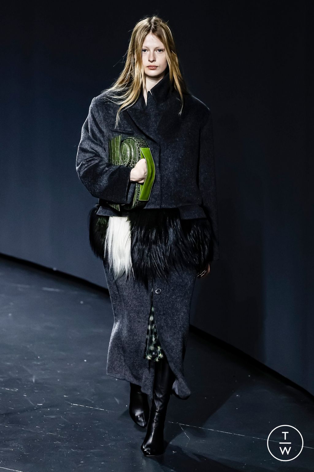 Fashion Week London Fall/Winter 2024 look 29 from the 16Arlington collection 女装