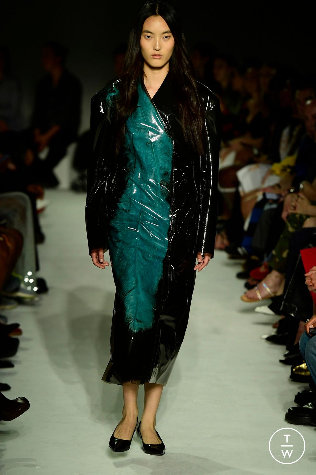 Fashion Week London Spring/Summer 2024 look 27 from the 16Arlington collection 女装