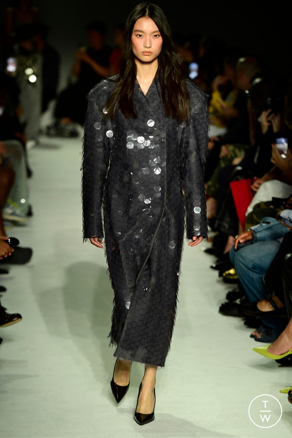 Fashion Week London Spring/Summer 2024 look 36 from the 16Arlington collection 女装