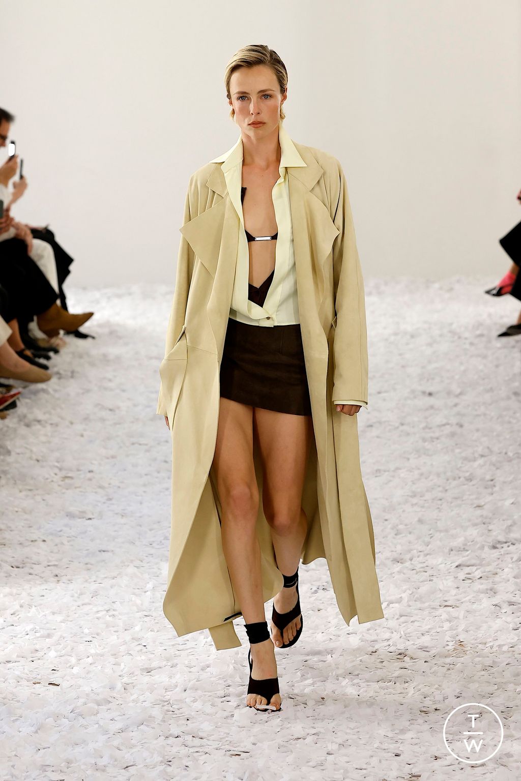 Fashion Week London Spring-Summer 2025 look 1 from the 16Arlington collection womenswear