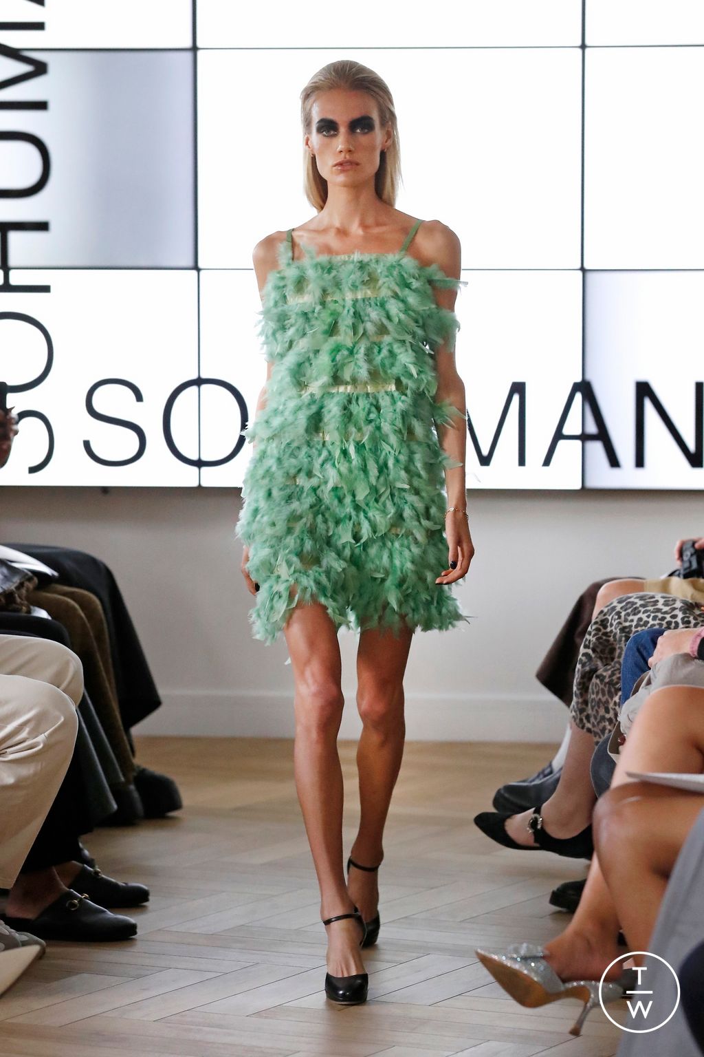 Fashion Week London Spring/Summer 2023 look 13 from the SOHUMAN collection 女装