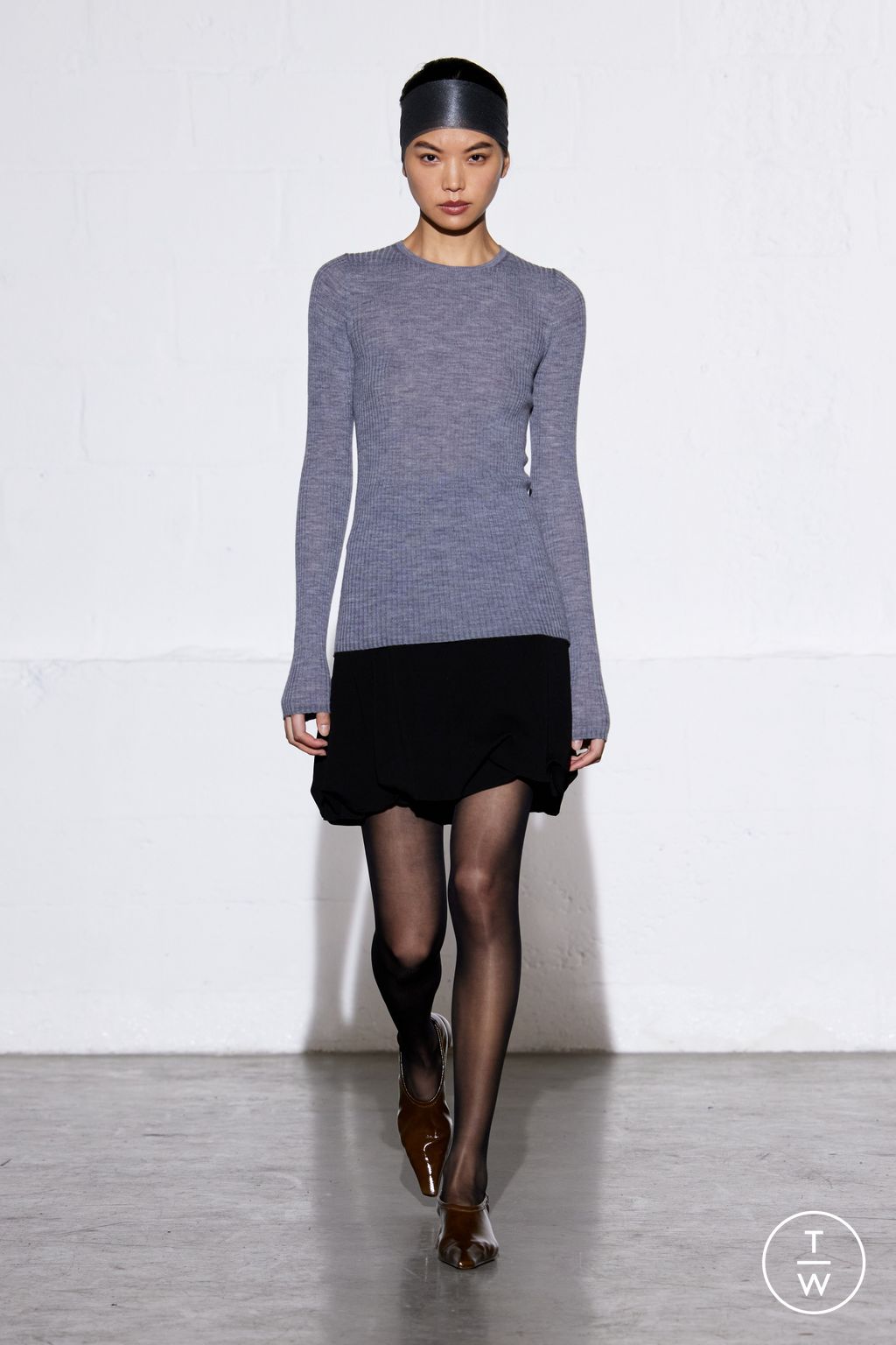 Fashion Week New York Fall/Winter 2024 look 16 from the Tibi collection womenswear