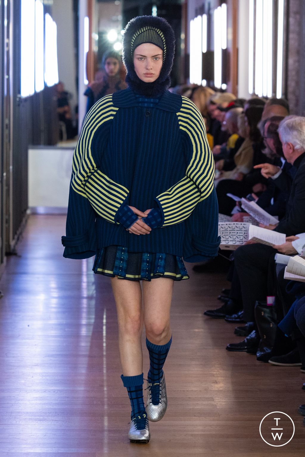 Fashion Week Paris Fall/Winter 2024 look 89 from the IFM PARIS collection womenswear