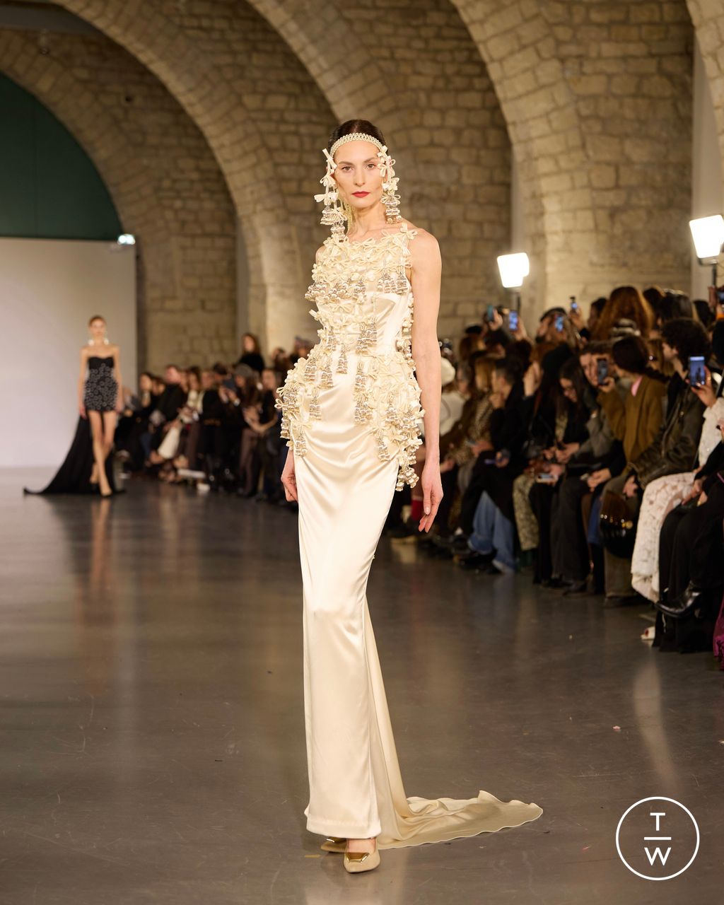 Fashion Week Paris Spring/Summer 2026 look 17 de la collection Juana Martin couture