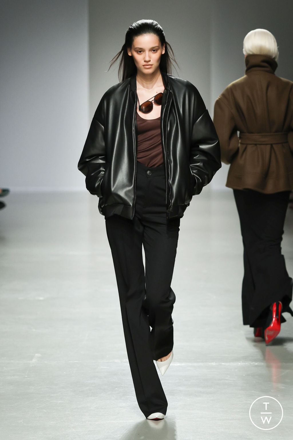 Fashion Week Paris Fall/Winter 2025 look 17 from the Atlein collection 女装