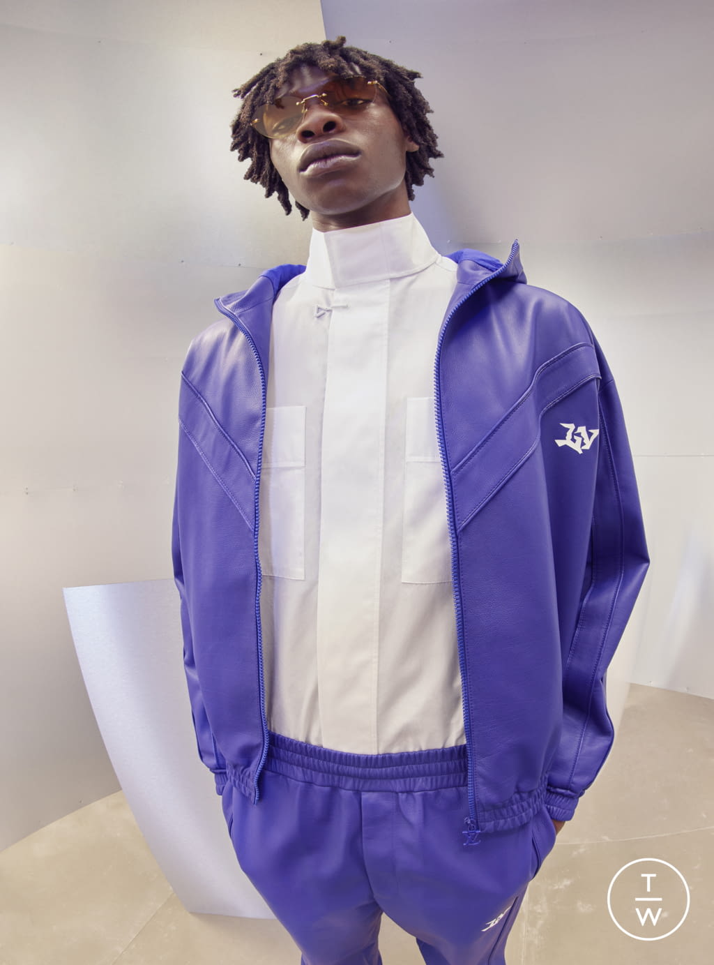 Fashion Week Paris Pre-Fall 2022 look 36 from the Louis Vuitton collection menswear