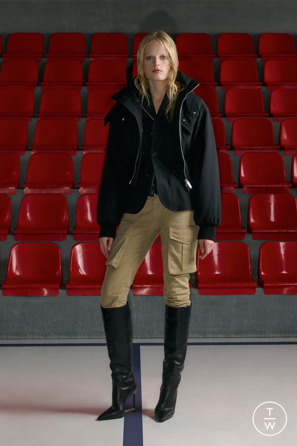 Fashion Week Milan Pre-Fall 2026 look 17 from the Dsquared2 collection womenswear