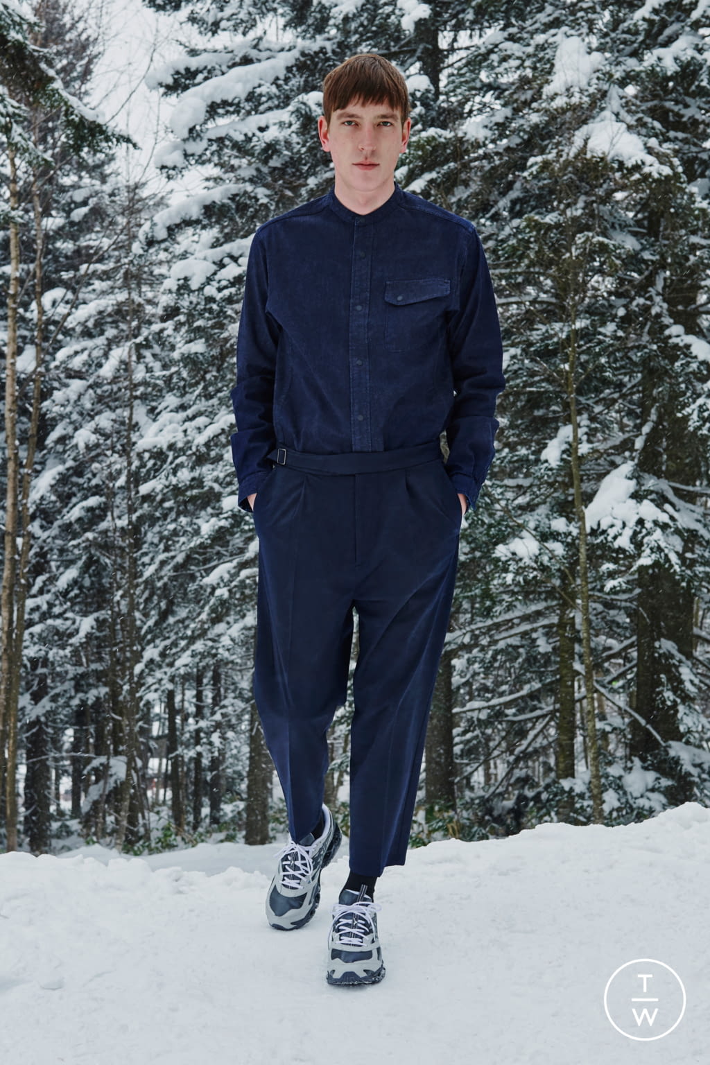 Fashion Week Paris Fall/Winter 2021 look 17 from the White Mountaineering collection menswear