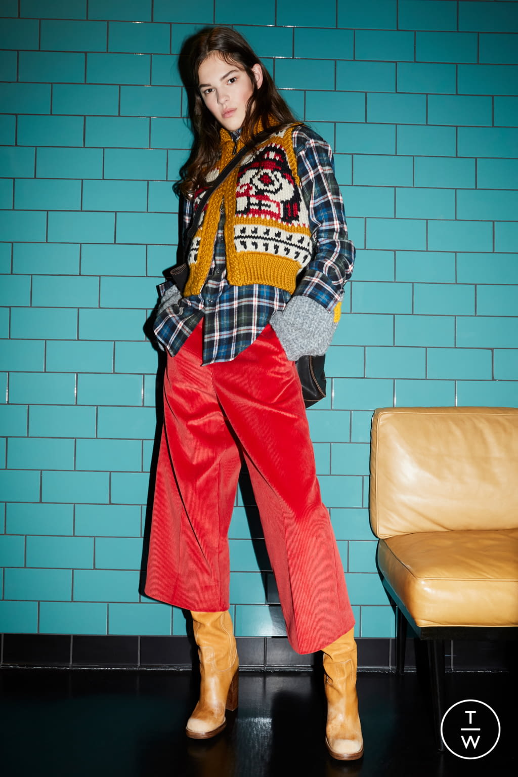 Fashion Week Milan Pre-Fall 2019 look 17 from the Dsquared2 collection womenswear