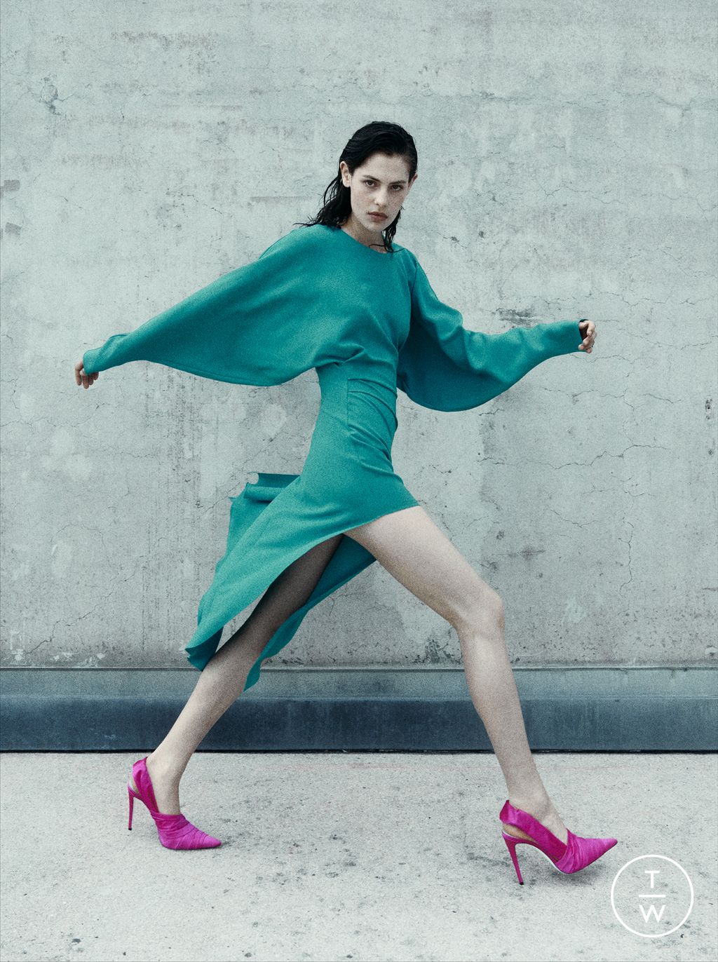 Fashion Week Paris Resort 2024 look 17 from the Rev collection 女装