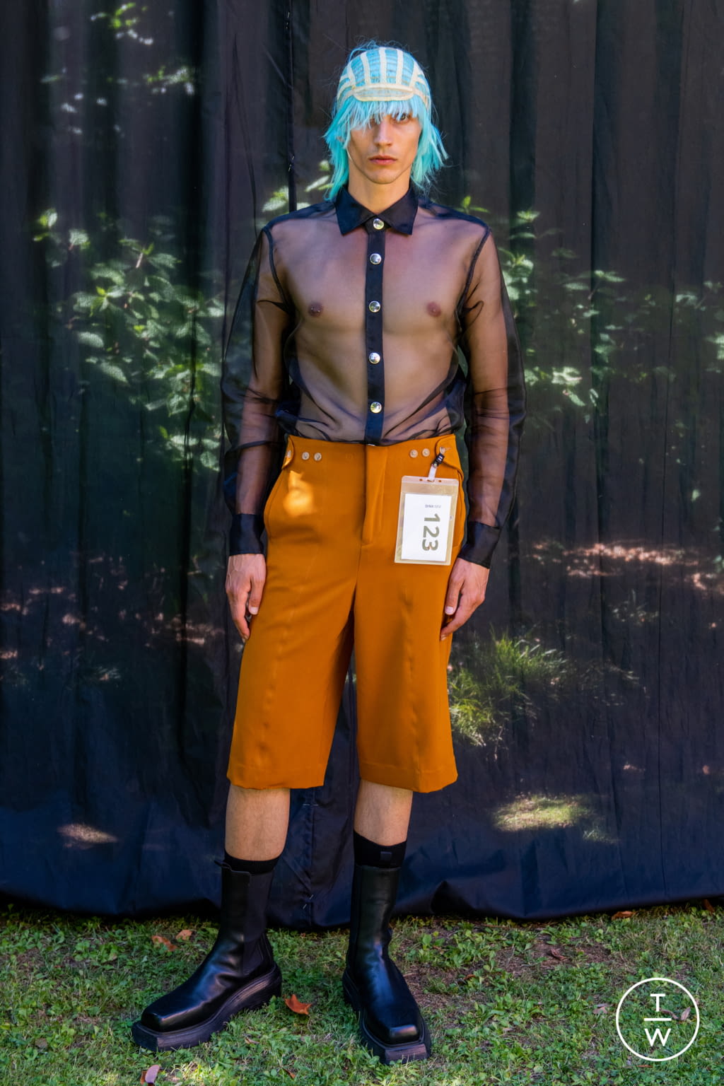 Fashion Week Milan Spring/Summer 2022 look 17 from the Dima Leu collection 男装