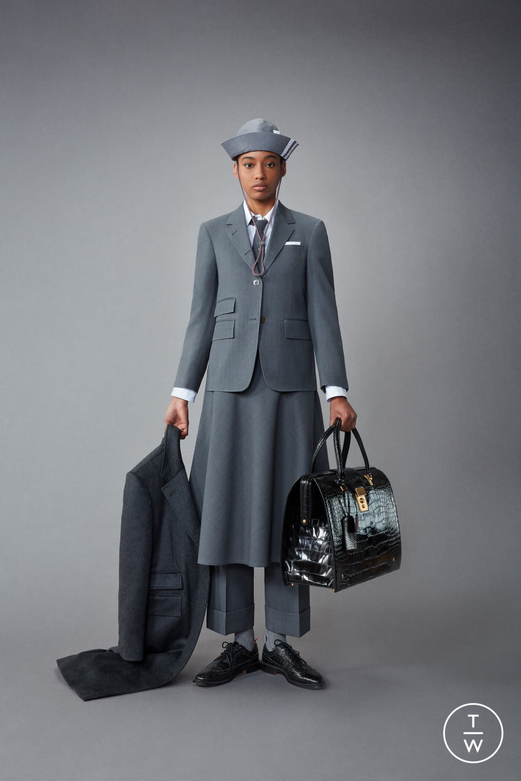 Fashion Week Paris Resort 2022 look 17 from the Thom Browne collection womenswear