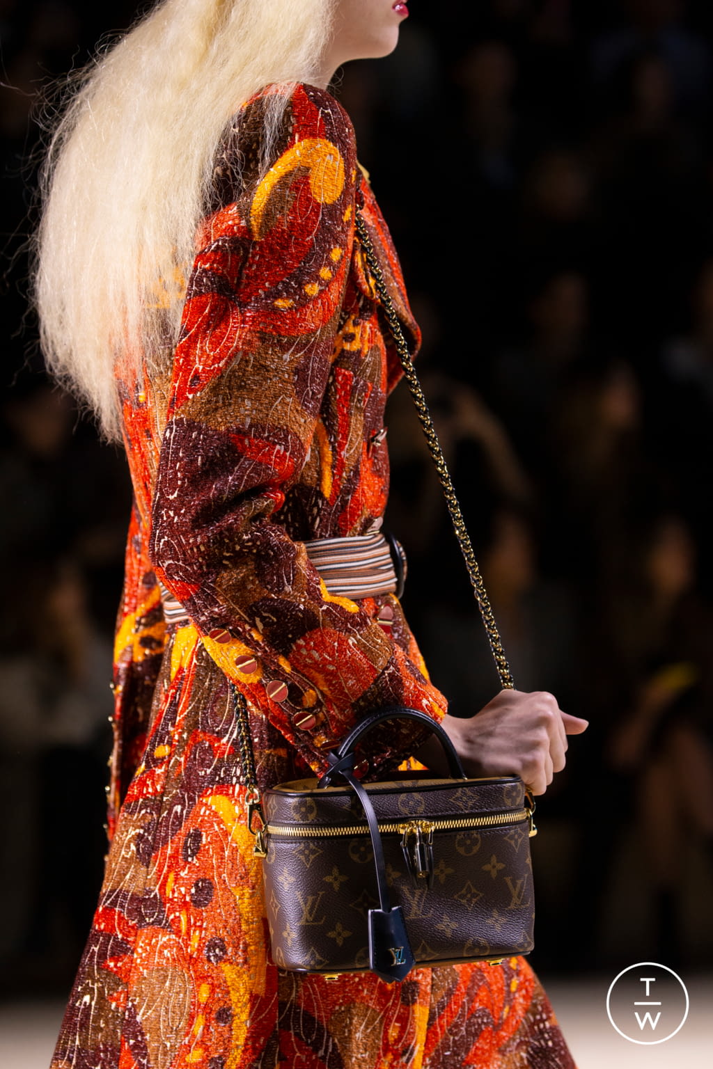 Fashion Week Paris Spring/Summer 2020 look 17 from the Louis Vuitton collection womenswear accessories