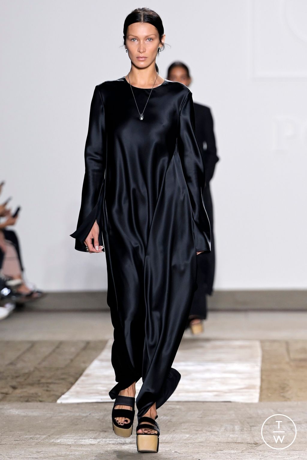 Fashion Week Milan Spring/Summer 2023 look 6 from the Ports 1961 collection womenswear