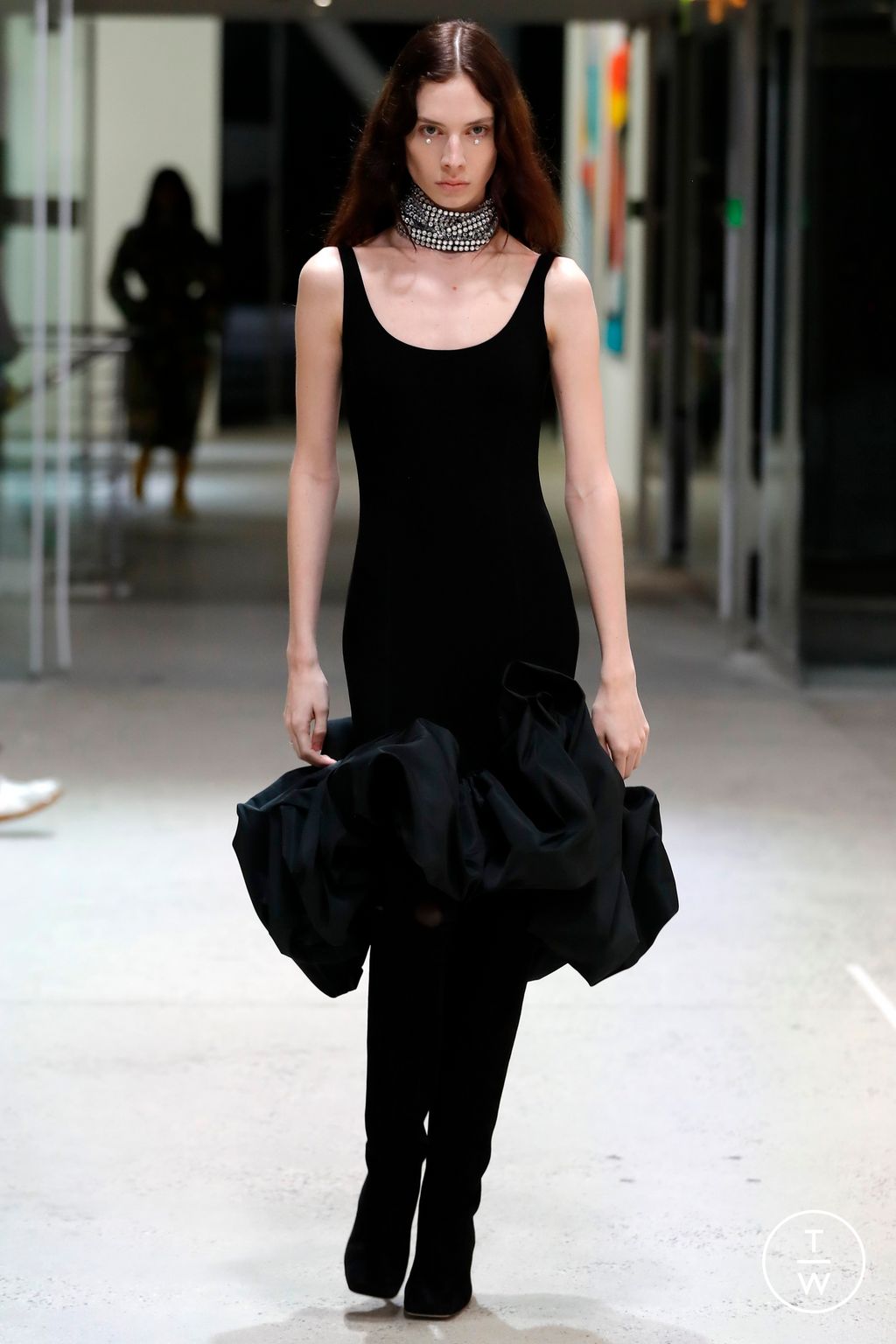 Fashion Week Paris Spring/Summer 2023 look 36 from the AZ Factory collection womenswear