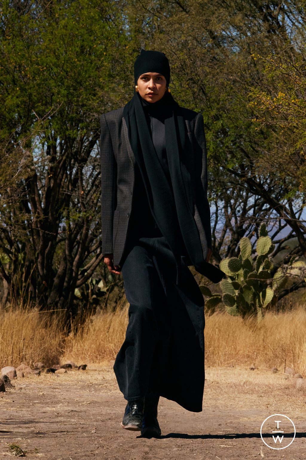 Fashion Week New York Fall/Winter 2023 look 17 from the Tibi collection womenswear