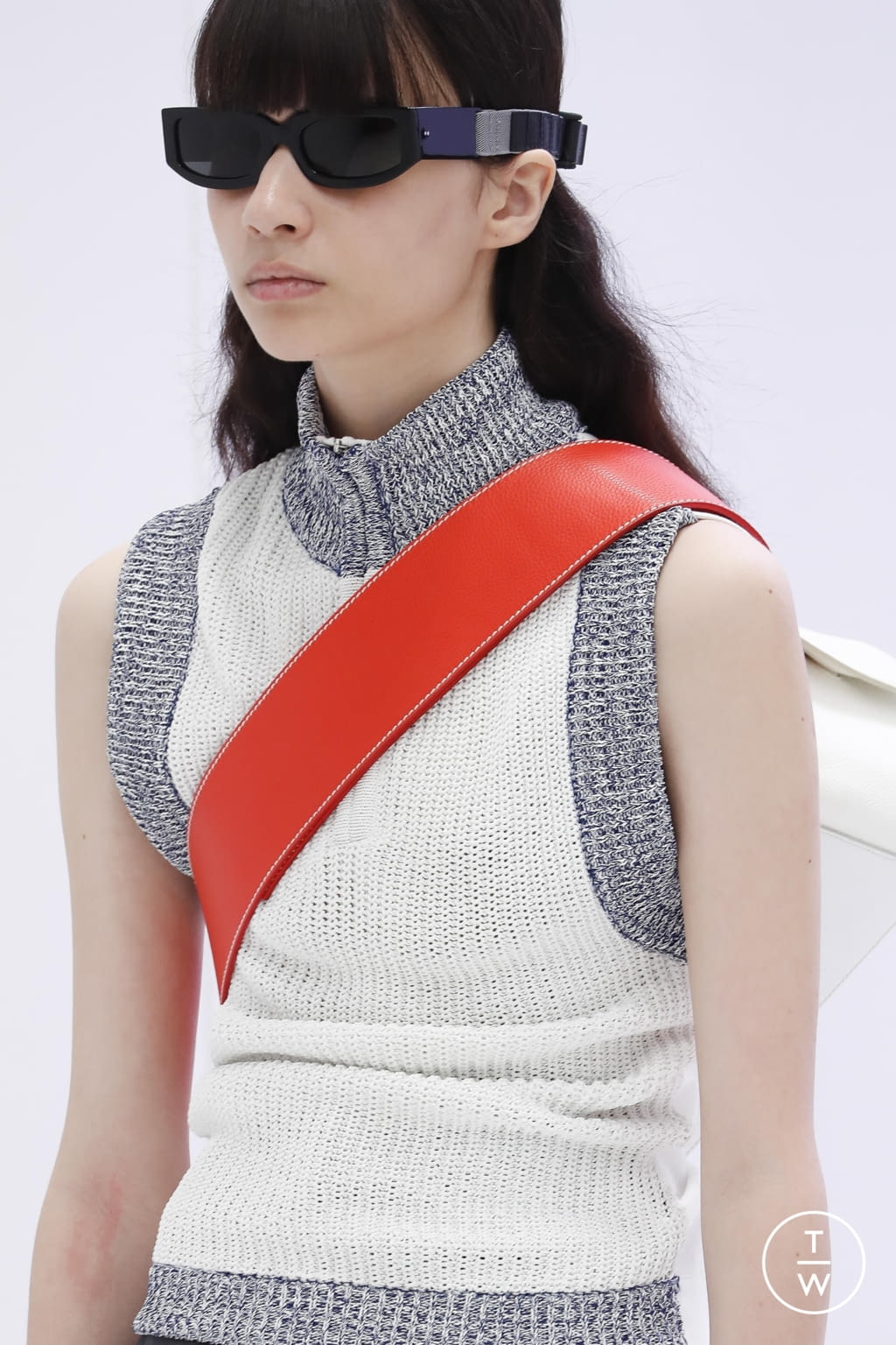 Fashion Week Milan Spring/Summer 2022 look 18 de la collection Sunnei womenswear accessories