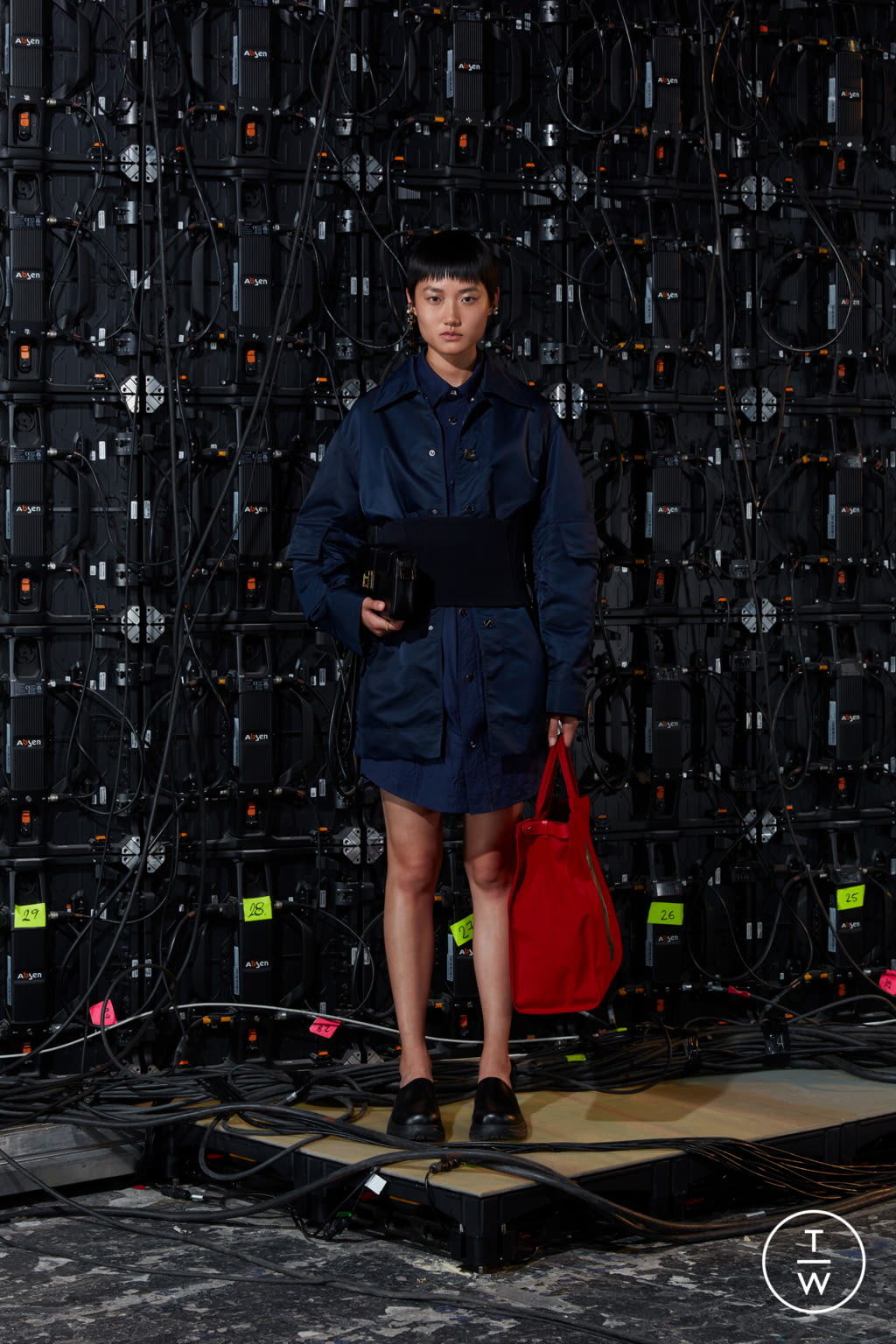 Fashion Week Paris Spring/Summer 2022 look 18 de la collection Wooyoungmi menswear
