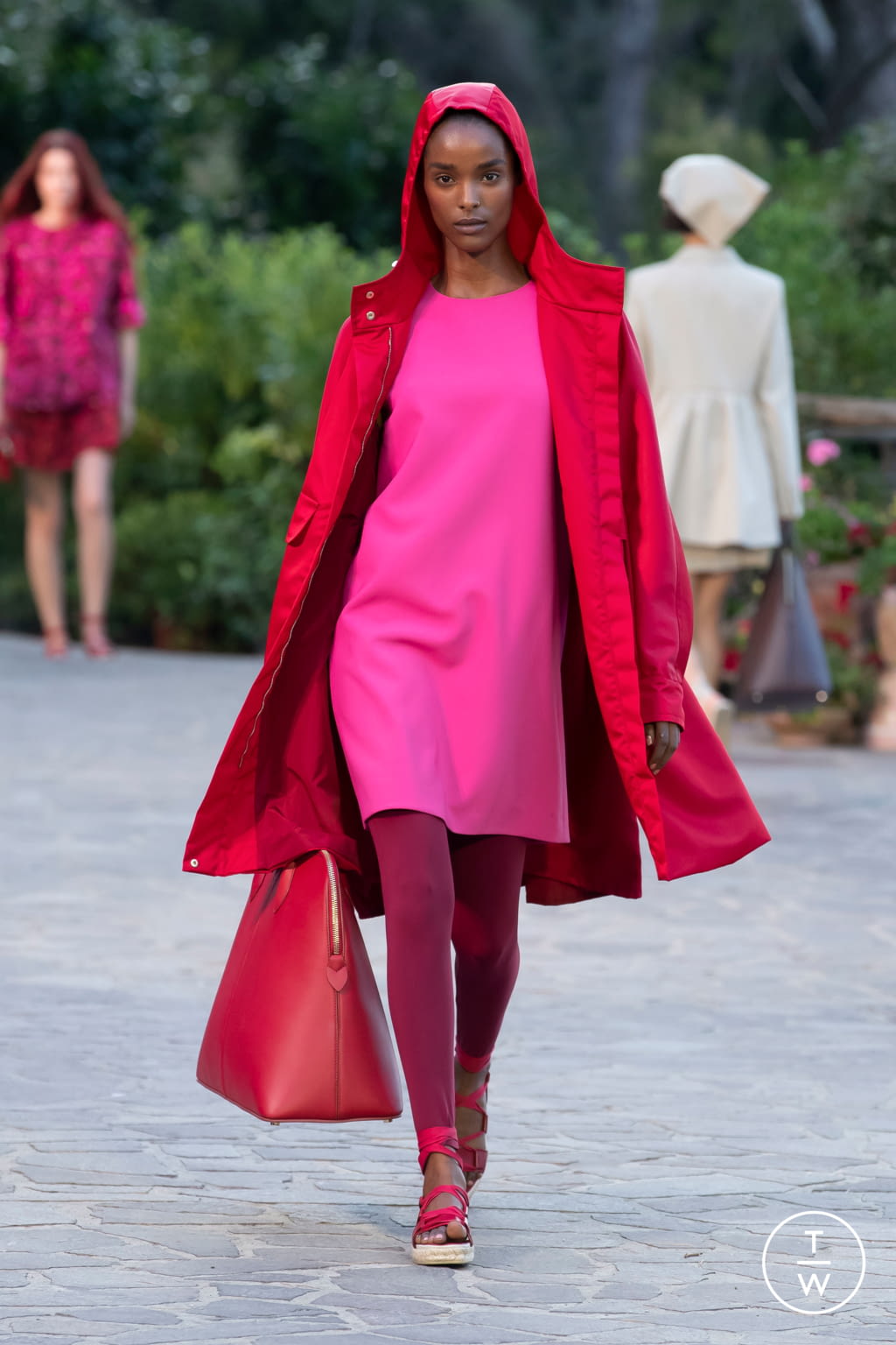 Fashion Week Milan Resort 2022 look 18 from the Max Mara collection 女装