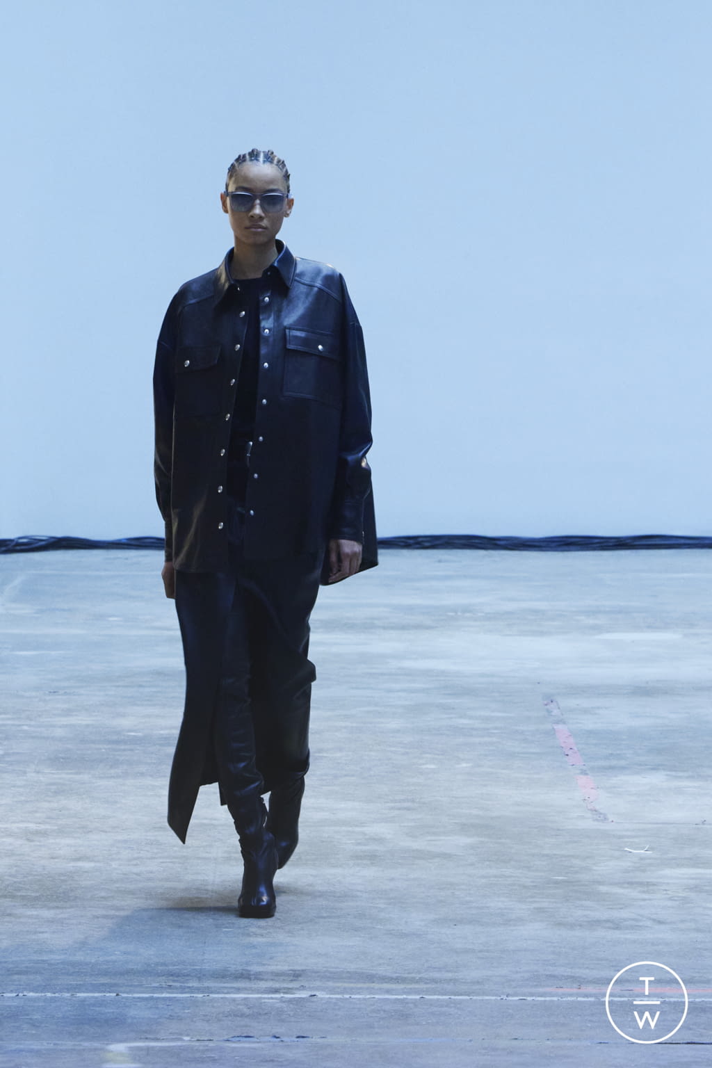 Fashion Week New York Fall/Winter 2022 look 18 de la collection Khaite womenswear