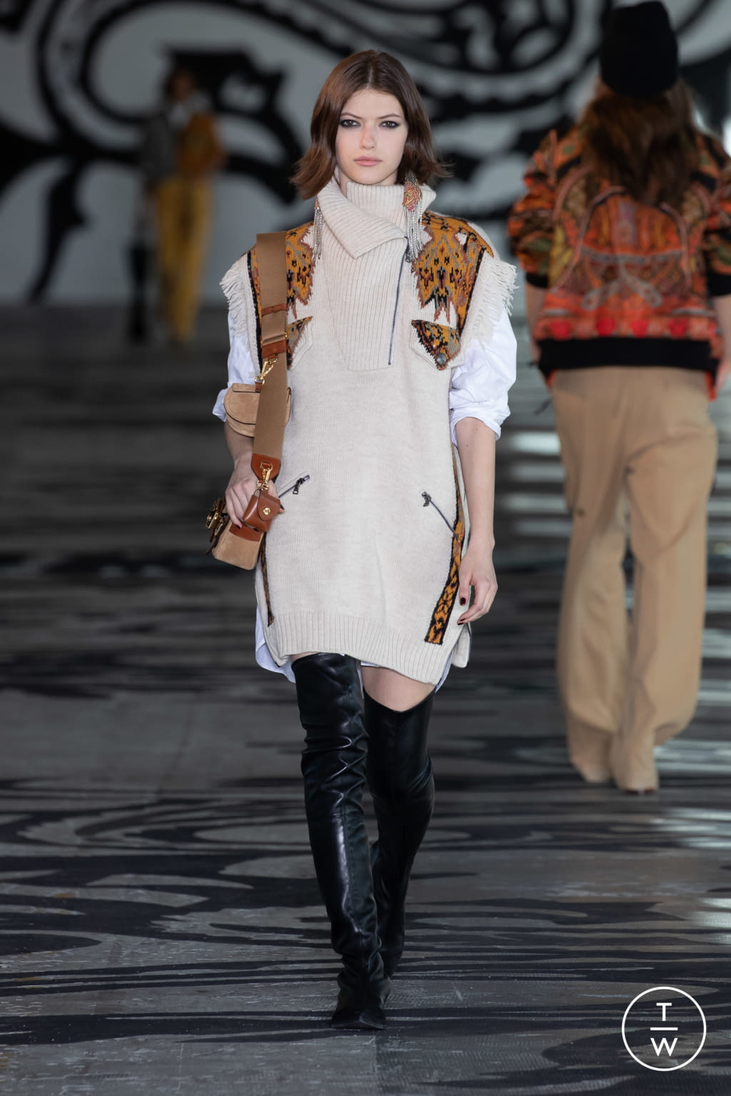 Fashion Week Milan Fall/Winter 2021 look 18 de la collection Etro womenswear